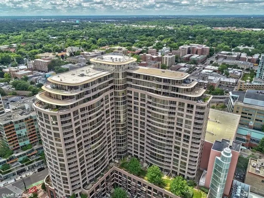 807 Davis Street 2212, Evanston