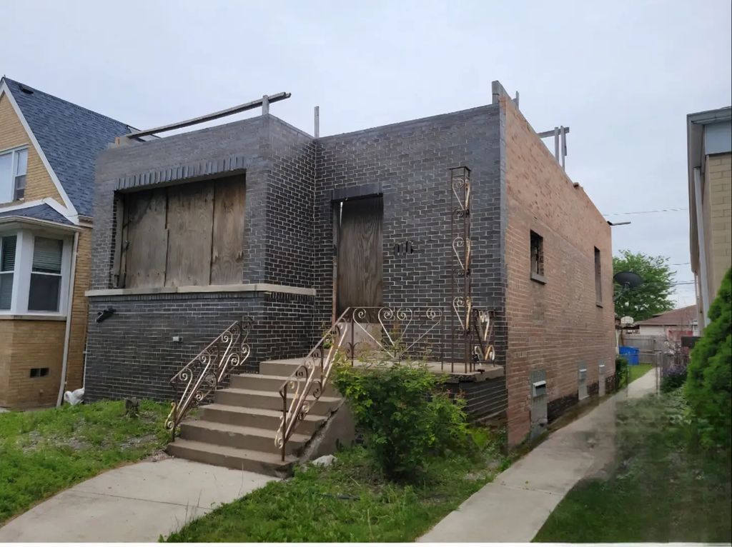4637 S Kilpatrick Avenue, Chicago, 60632