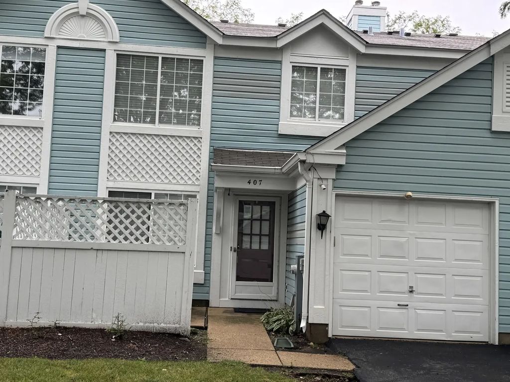407 Trenton Court, Aurora