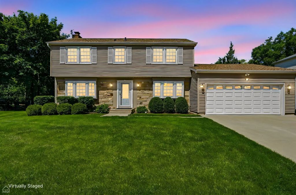 32 Timber Hill Road, Buffalo Grove