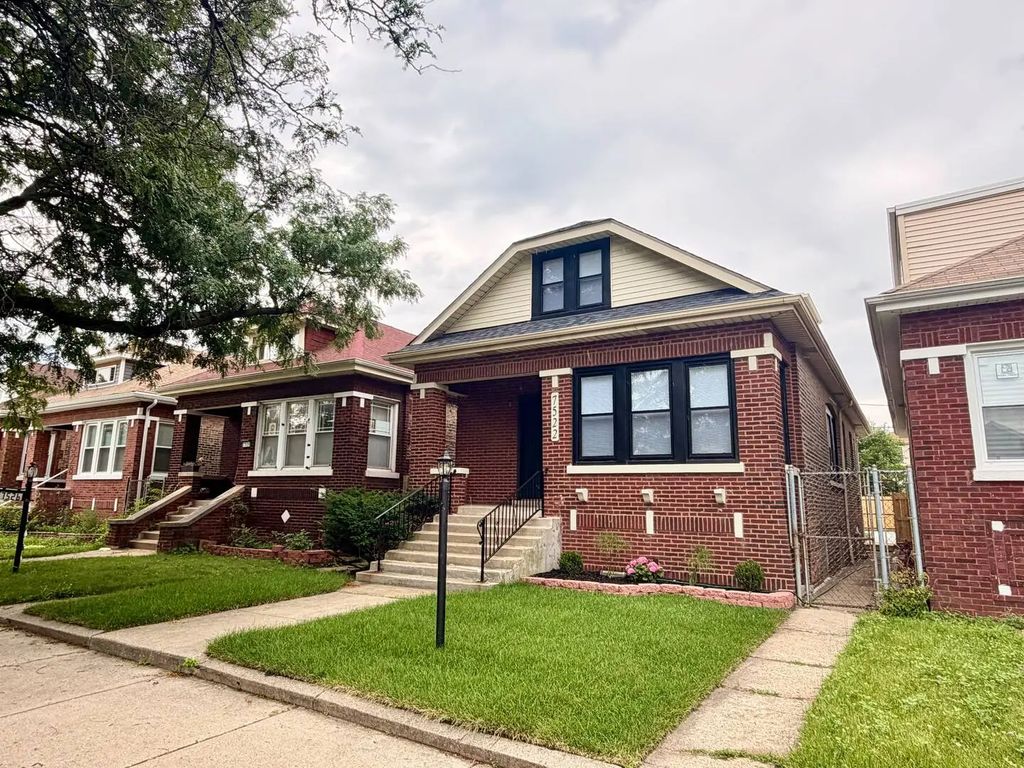7522 S Aberdeen Street, Chicago