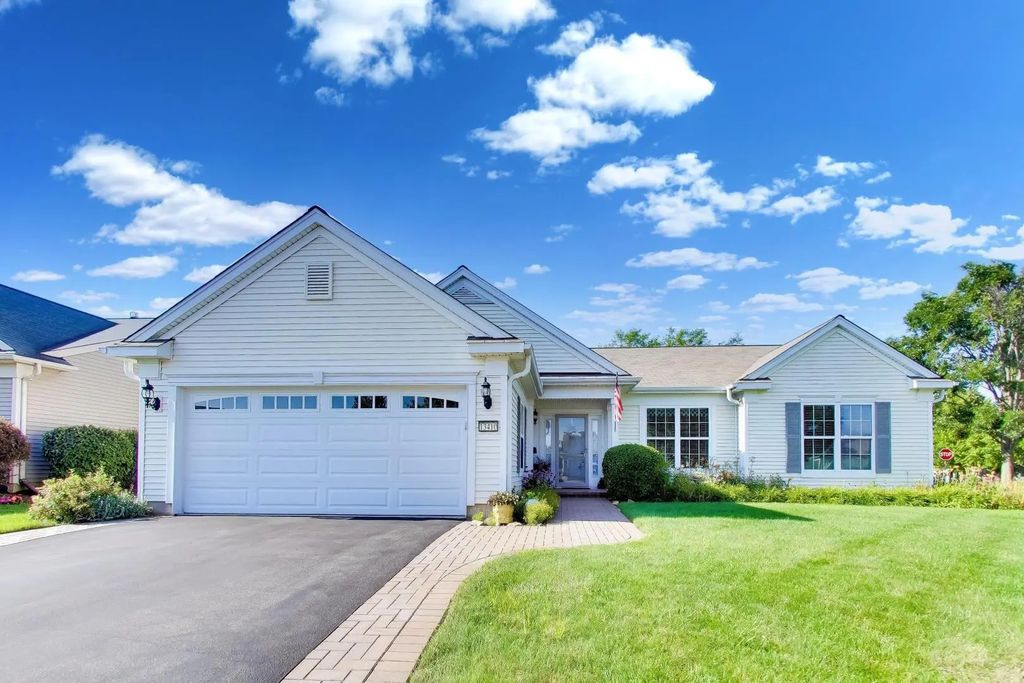 13410 Abbington Drive, Huntley