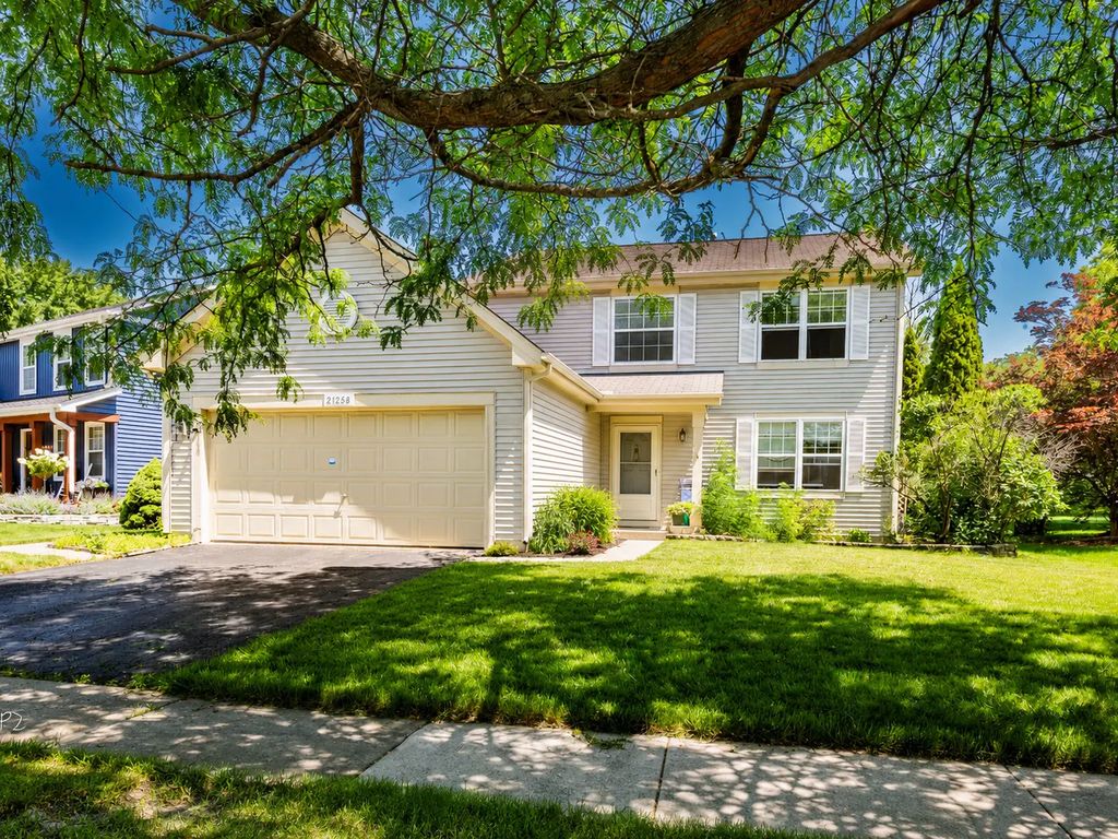 21258 W Cascade Court, Plainfield