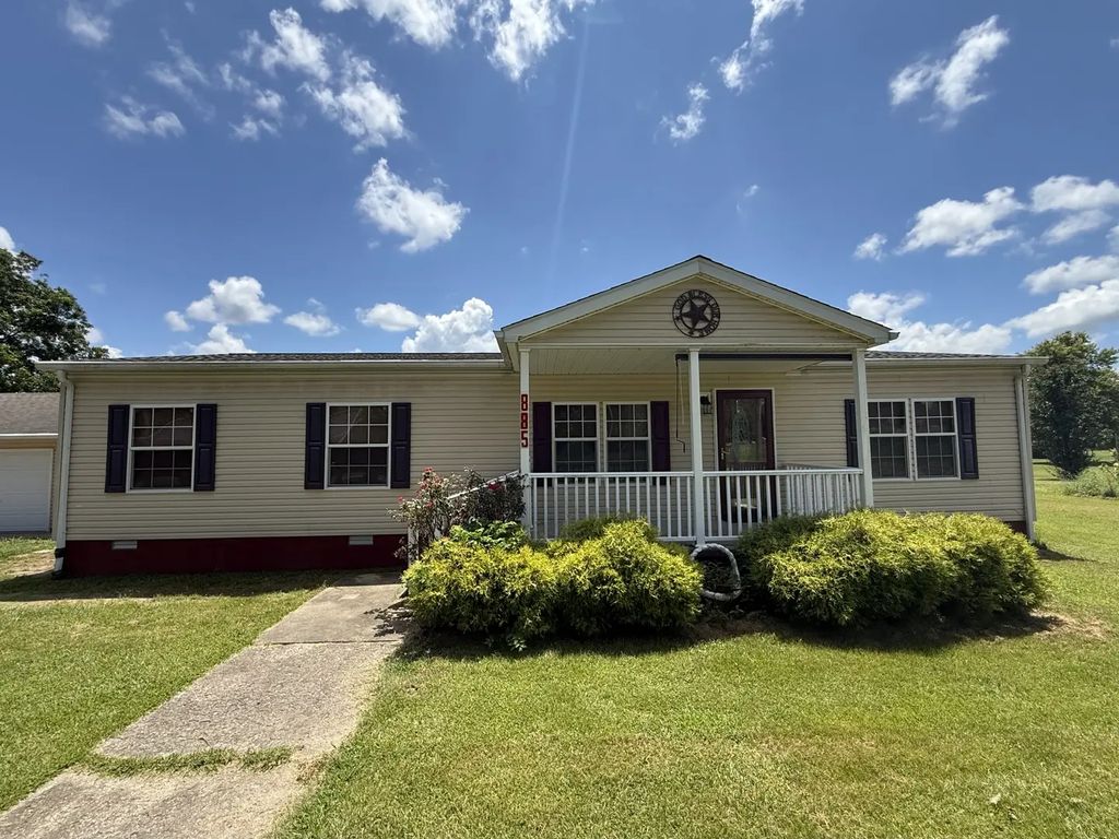 885 Wilson Street, Stonefort