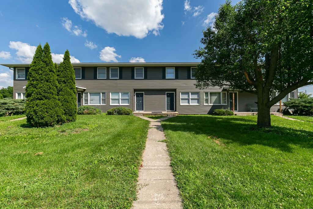 3367 Hillandale Road, Davenport