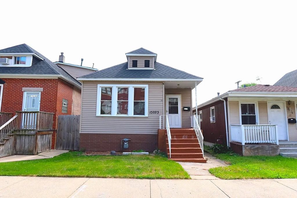 13223 S Buffalo Avenue, Chicago, 60633