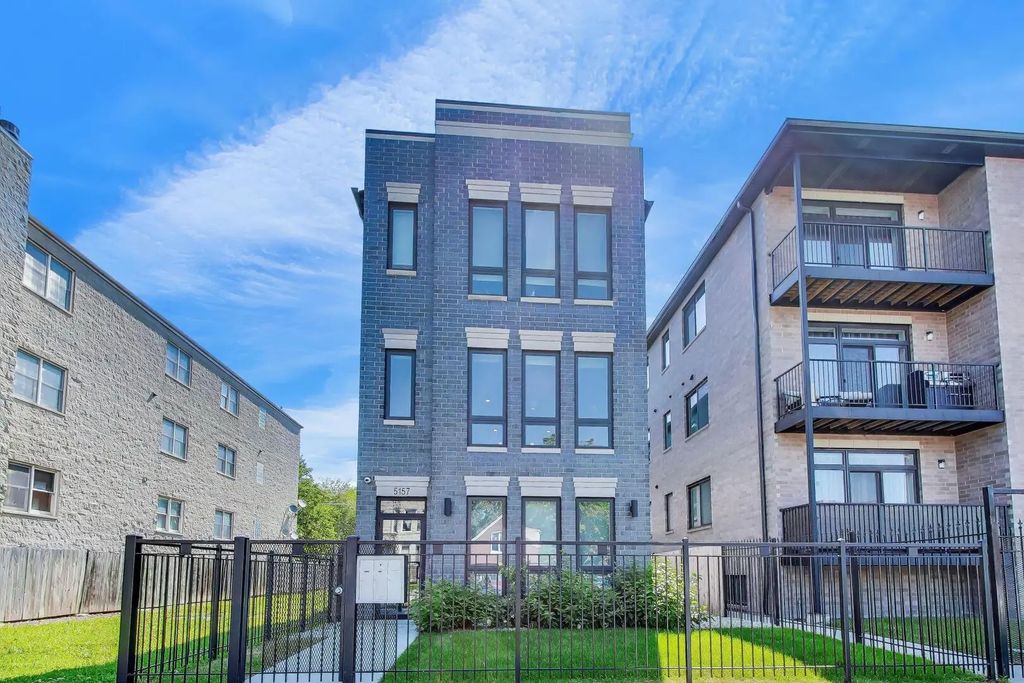 5157 S Wabash Avenue 2, Chicago, 60615