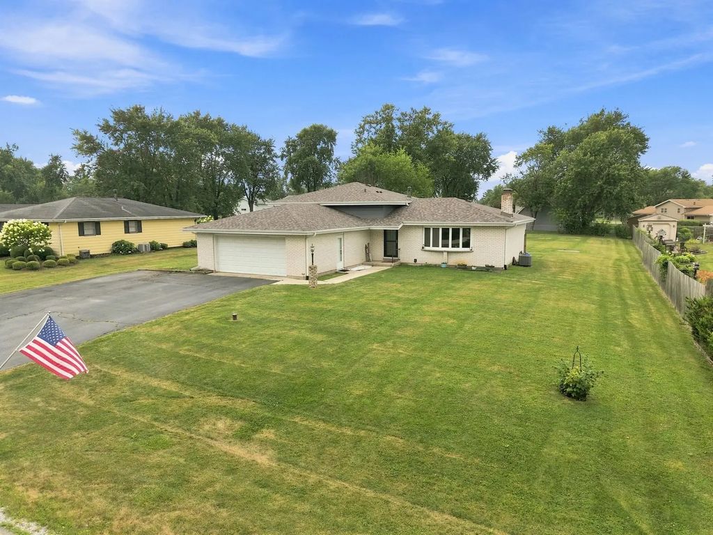 2807 Westmoreland Street, New Lenox