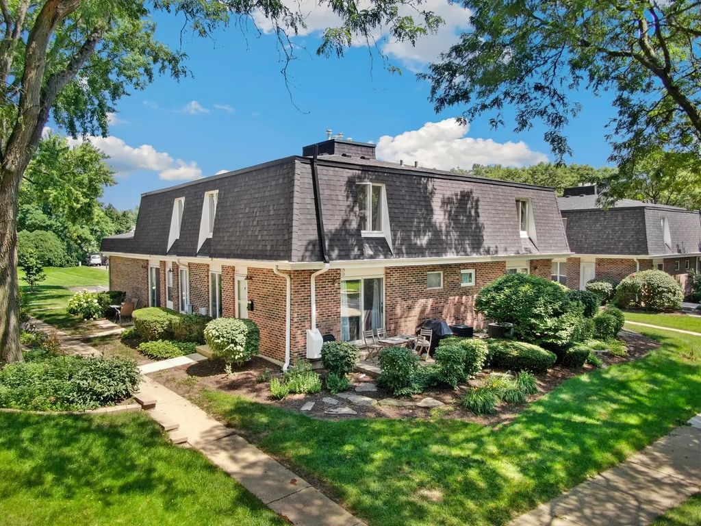 415 Sunnybrook Lane, Wheaton