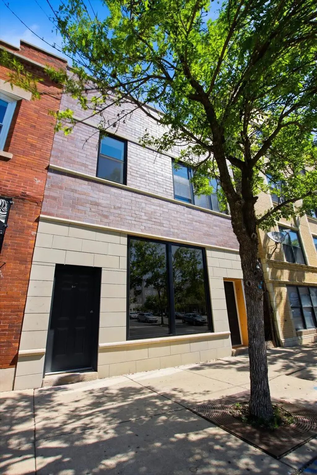 3116 W Montrose Avenue, Chicago, 60618