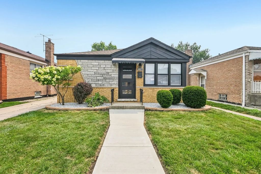 3827 W Hayford Street, Chicago