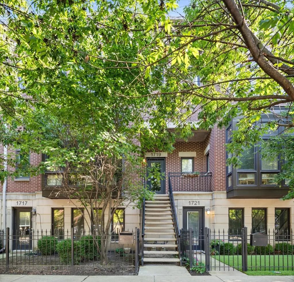 1719 W George Street, Chicago, 60657