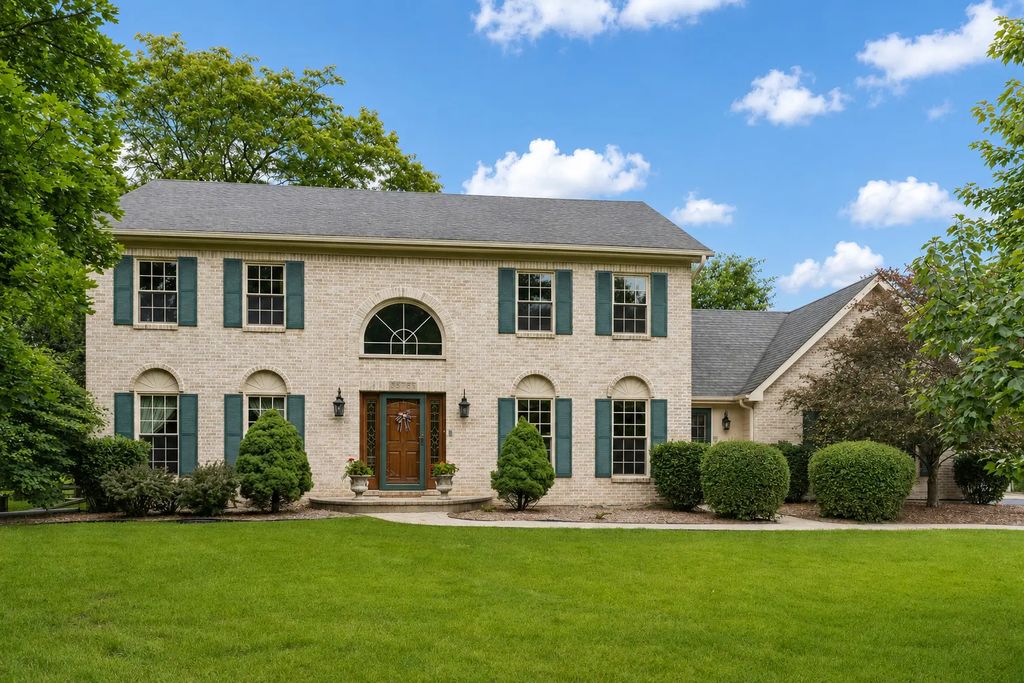 8s765 Singletree Lane, Naperville