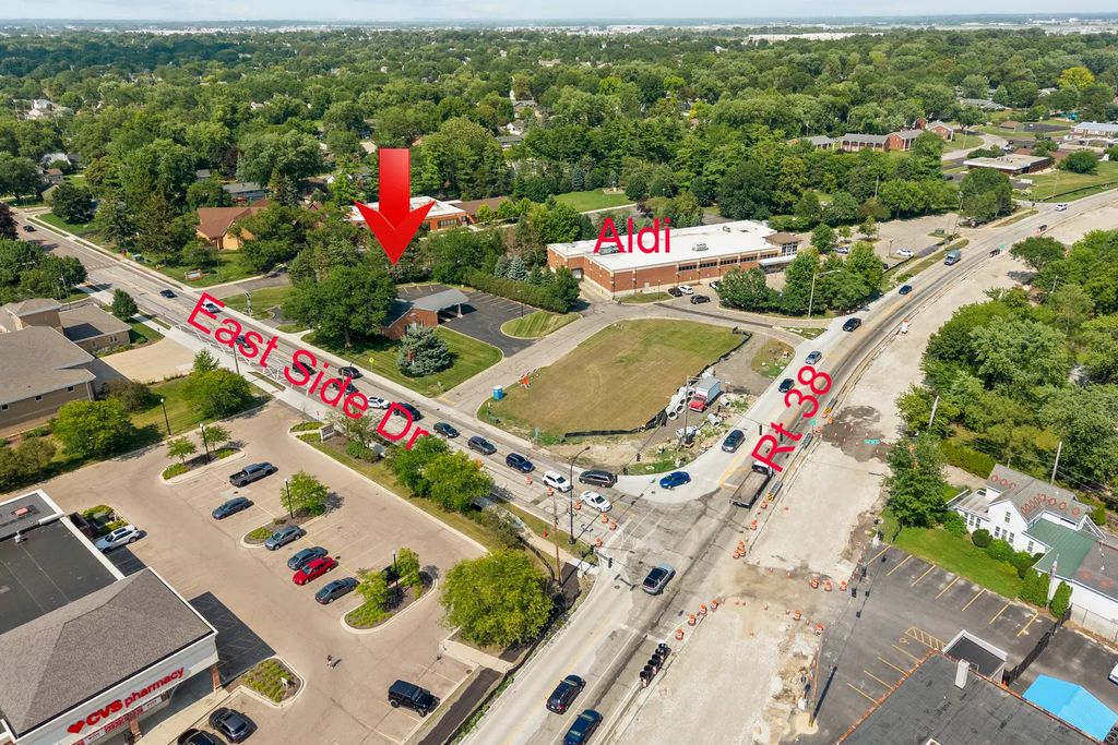111 East Side Drive, Geneva