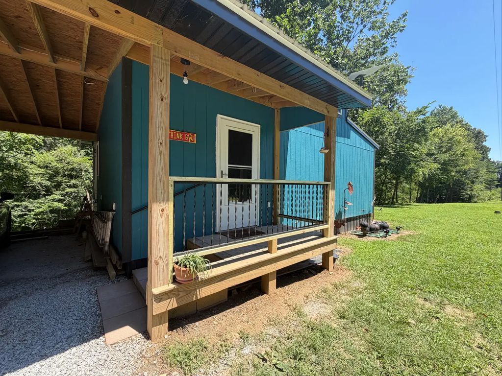 1040 Baker Hill Road, Cobden