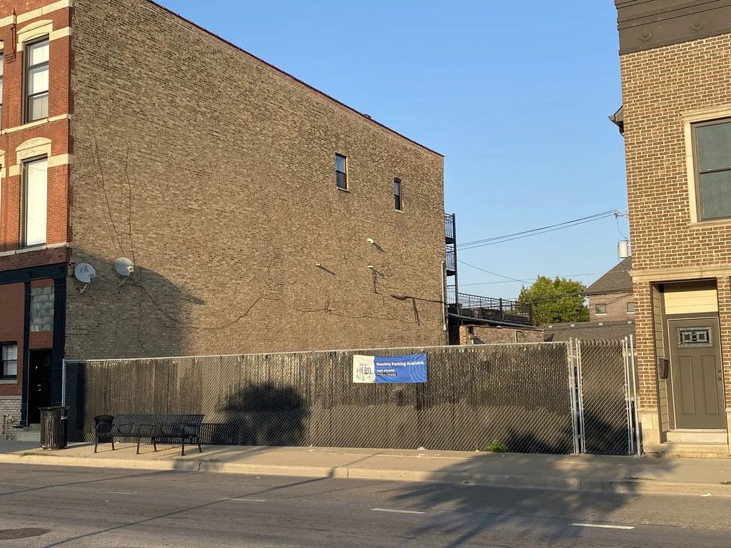 3703-05 S Halsted Street, Chicago