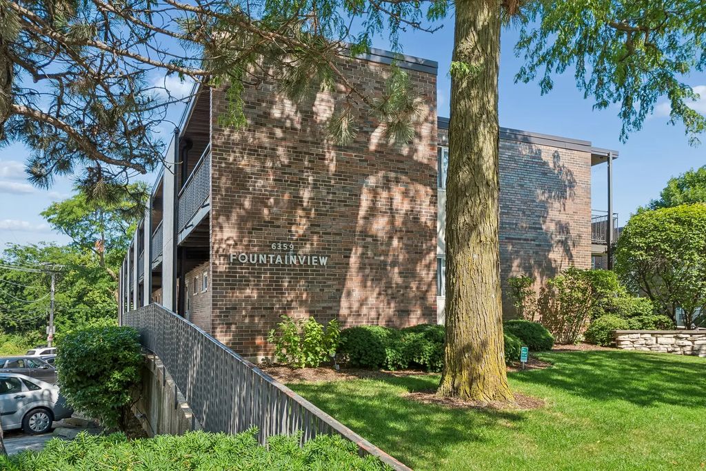 6359 N Ridge Avenue 206, Chicago, 60660