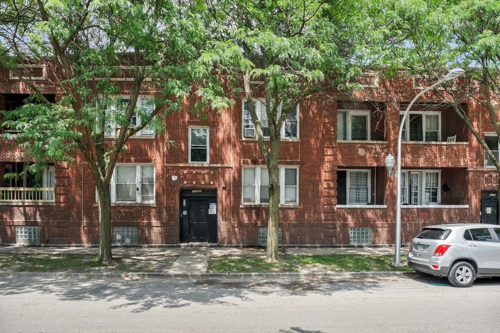 1536 W 70th Street, Chicago, 60636