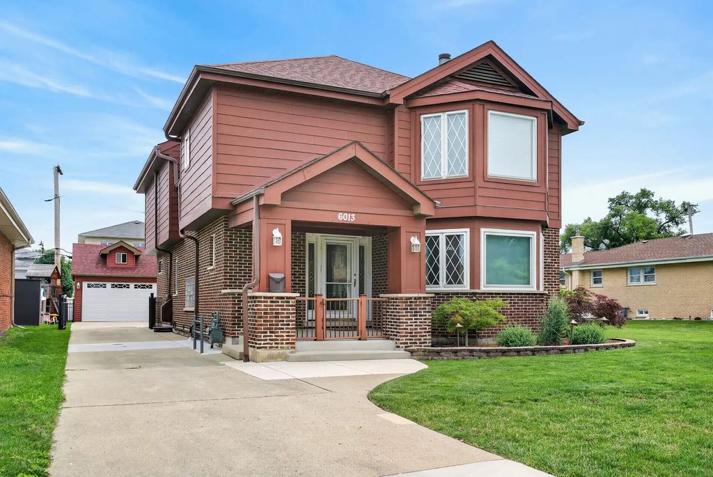 6013 N Emerson Street, Rosemont