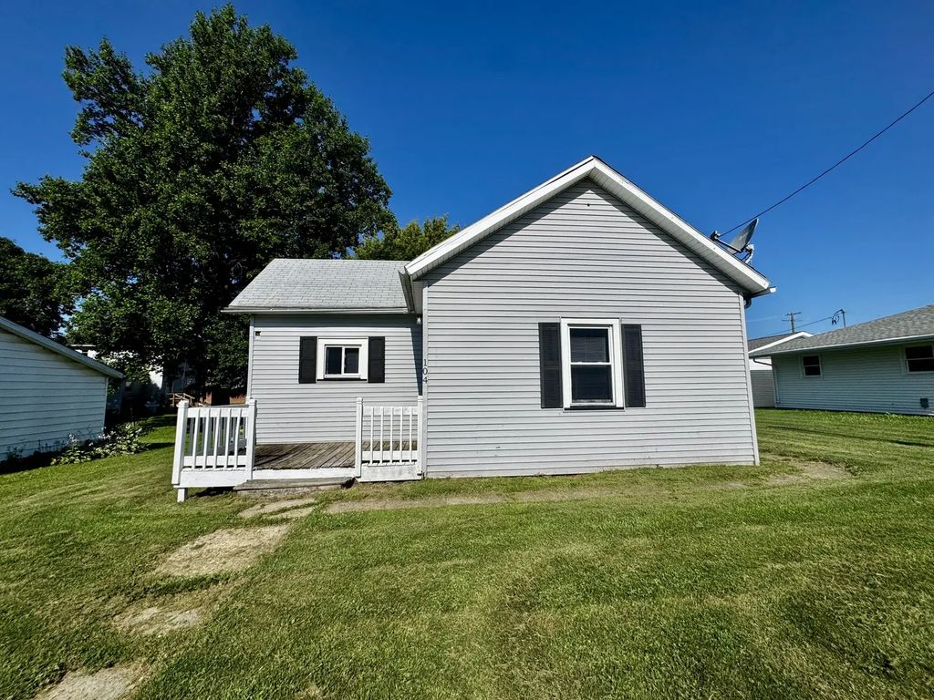 104 N Memorial Street, Ohio