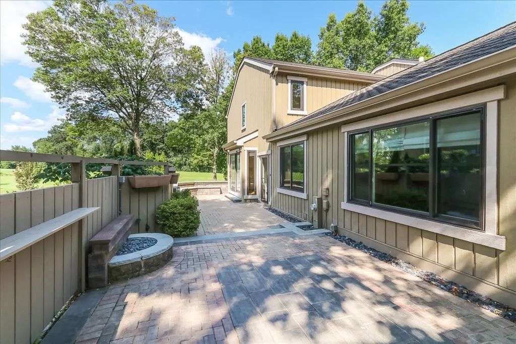 244 Hickory Lane, Lake Barrington