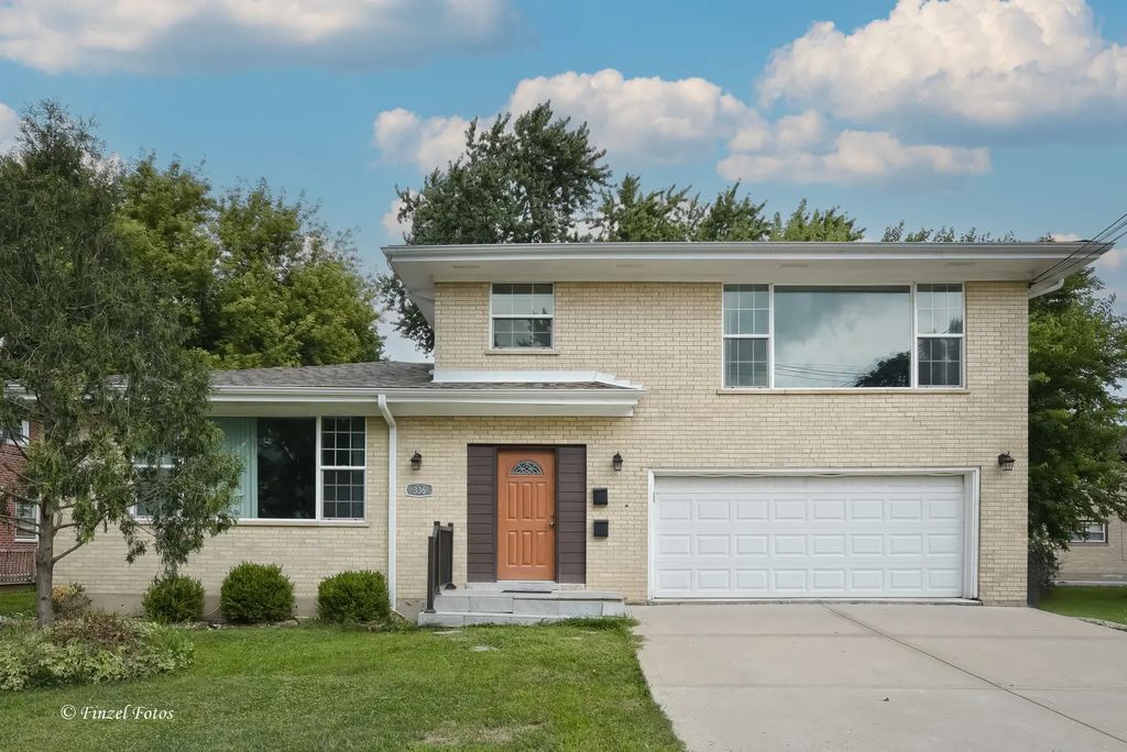 336 E Russell Street 2, Barrington