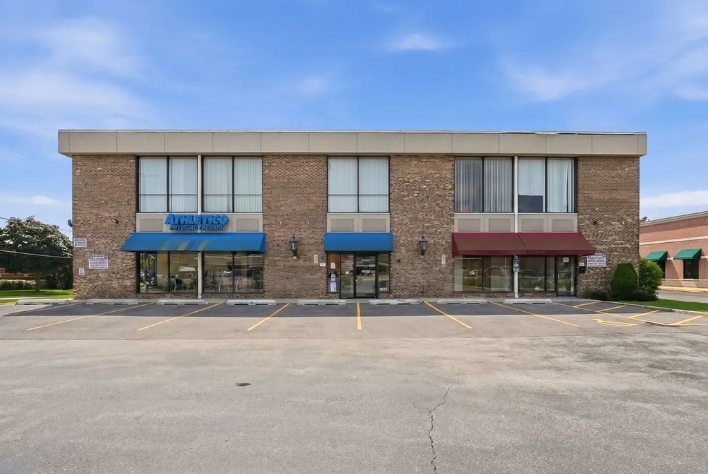 6502 Joliet Road, Countryside