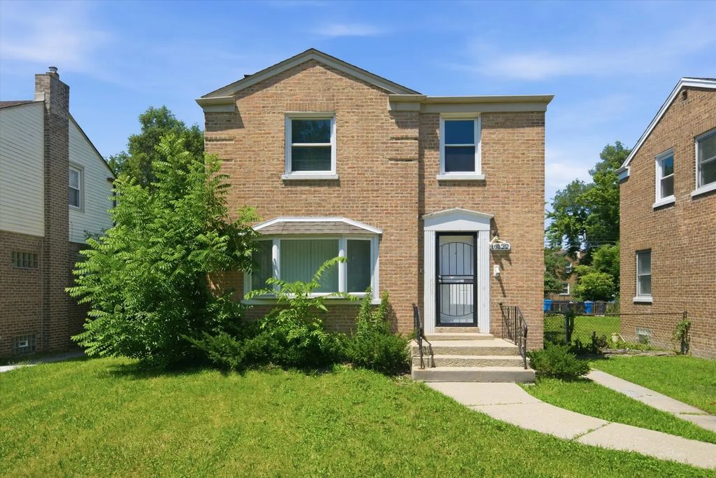 10122 S Luella Avenue, Chicago, 60617