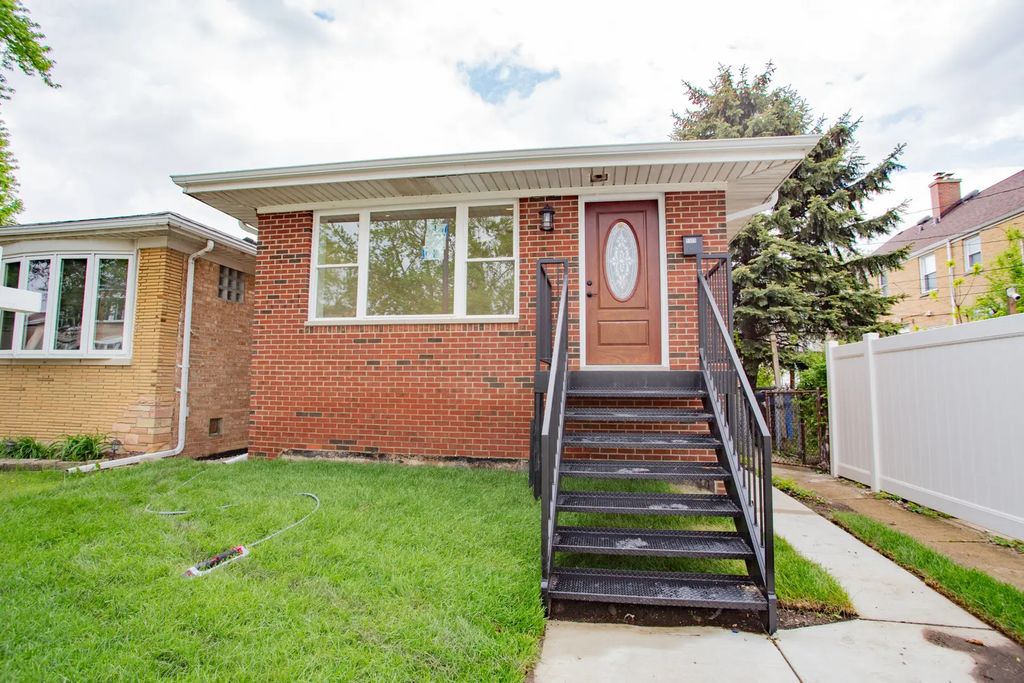 5509 N Central Avenue, Chicago, 60630