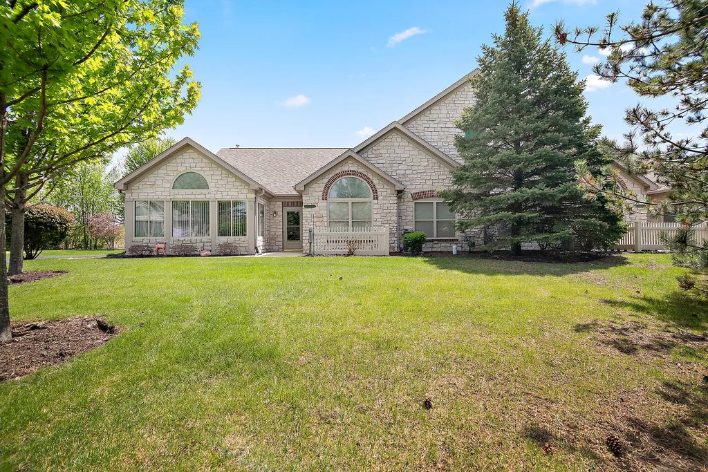 16021 S Messenger Circle, Homer Glen