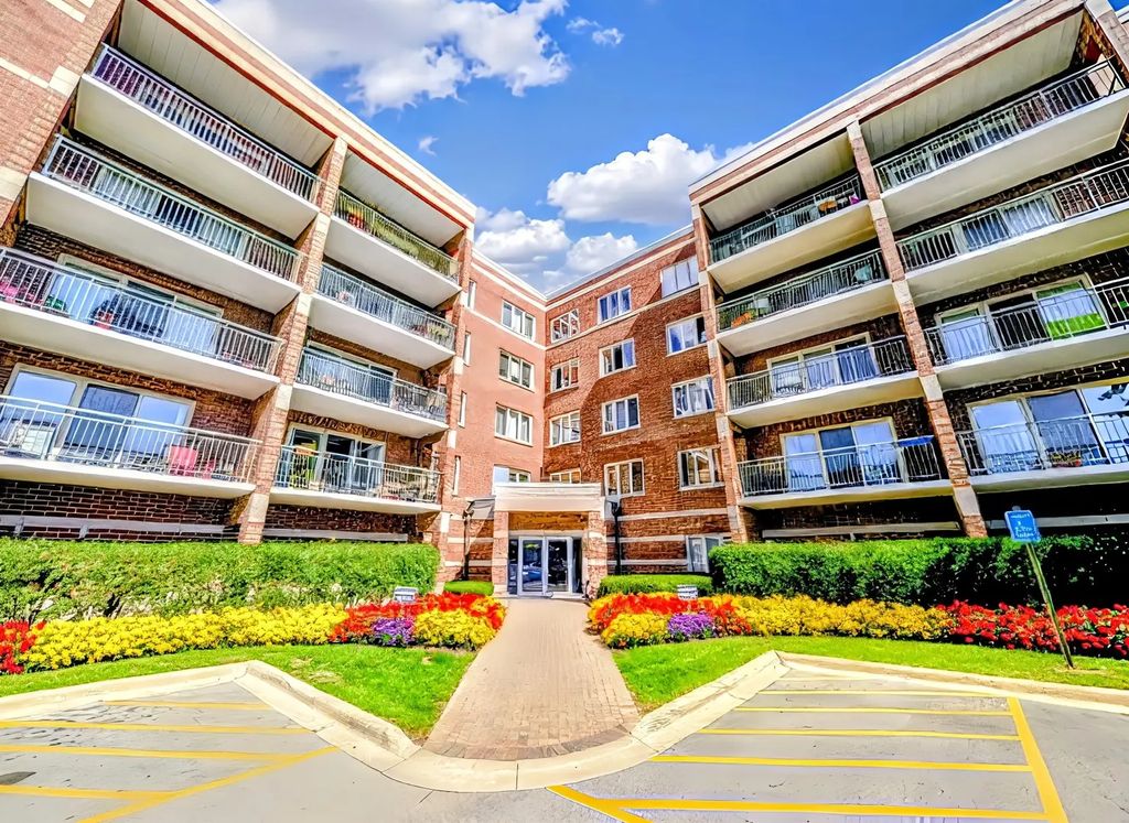 6400 W Berteau Avenue 502, Chicago, 60634