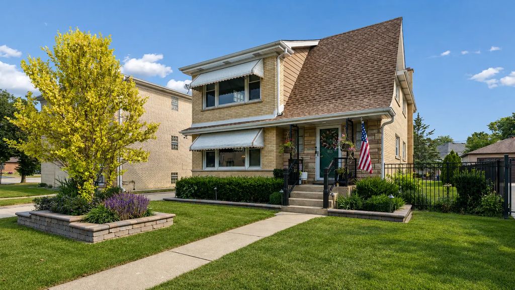 915 N Northwest Highway 2, Park Ridge