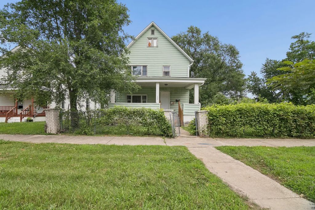 768 N Indiana Avenue, Kankakee
