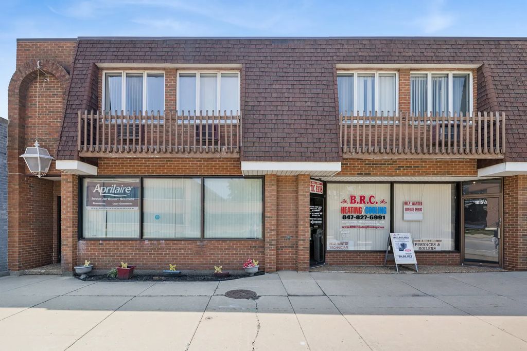 1815-25 E Oakton Street, Des Plaines