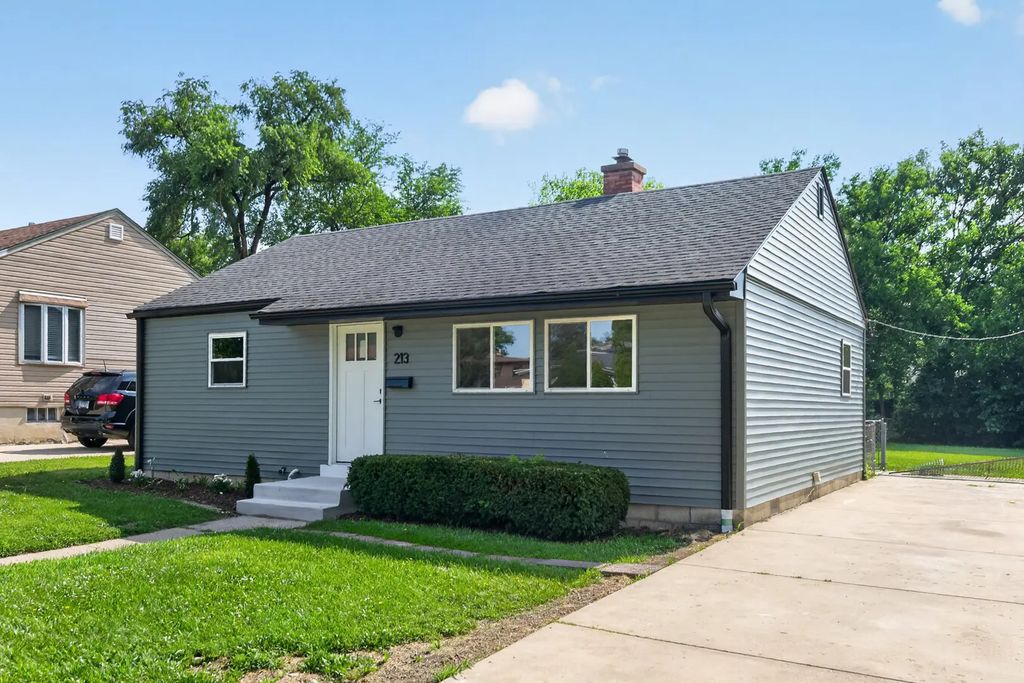 213 May Street, Bensenville