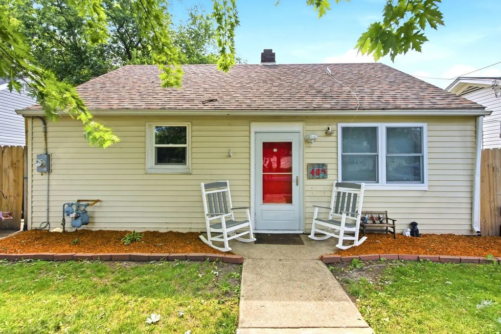 485 N River Street, Montgomery
