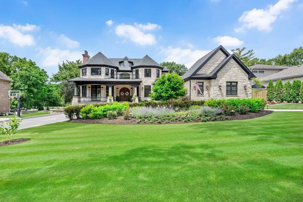 4050 Sterling Road, Downers Grove