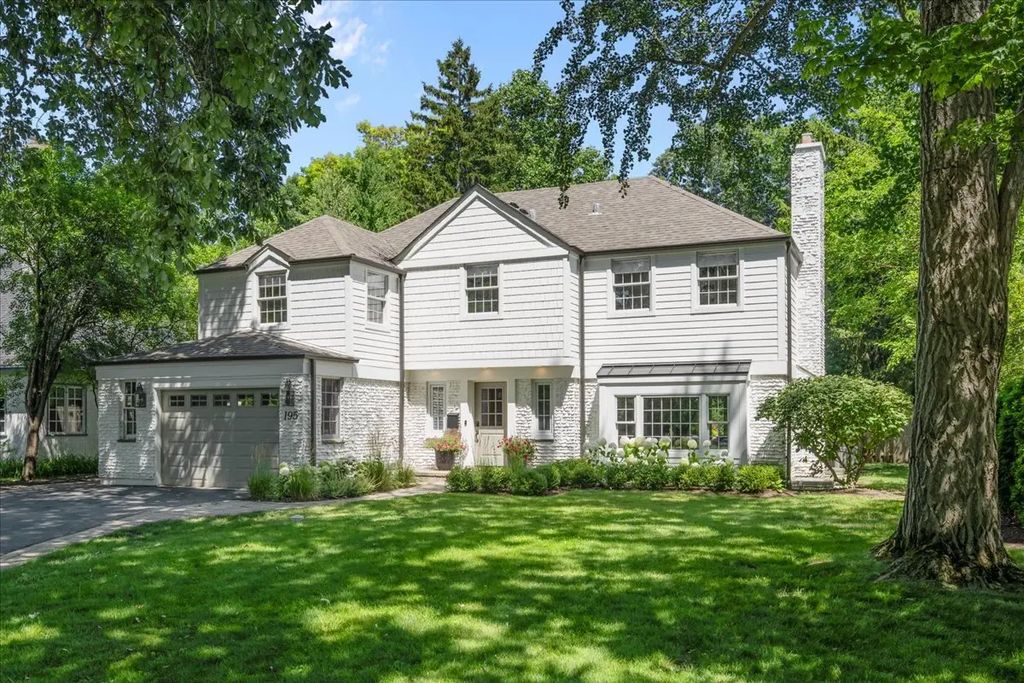 195 Lakeside Place, Highland Park