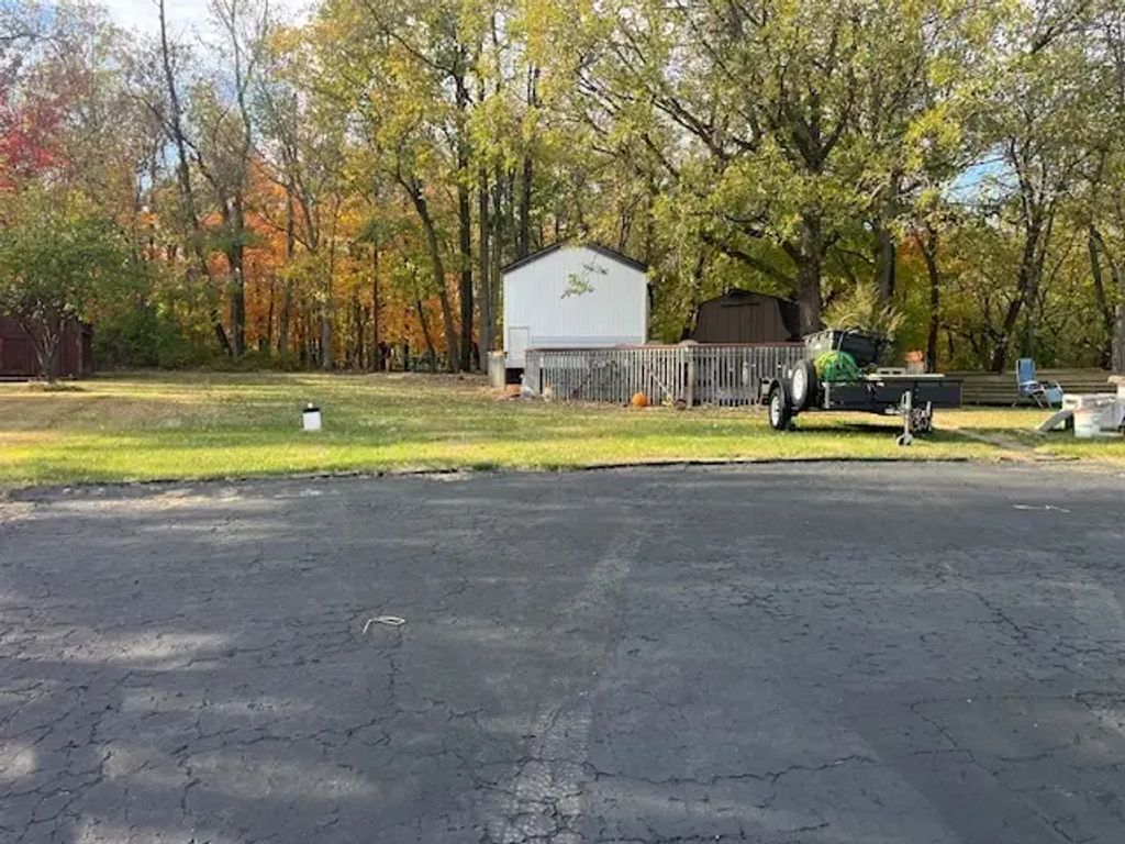 2795 E 28th Lots 1445 & 1446 Road, Seneca