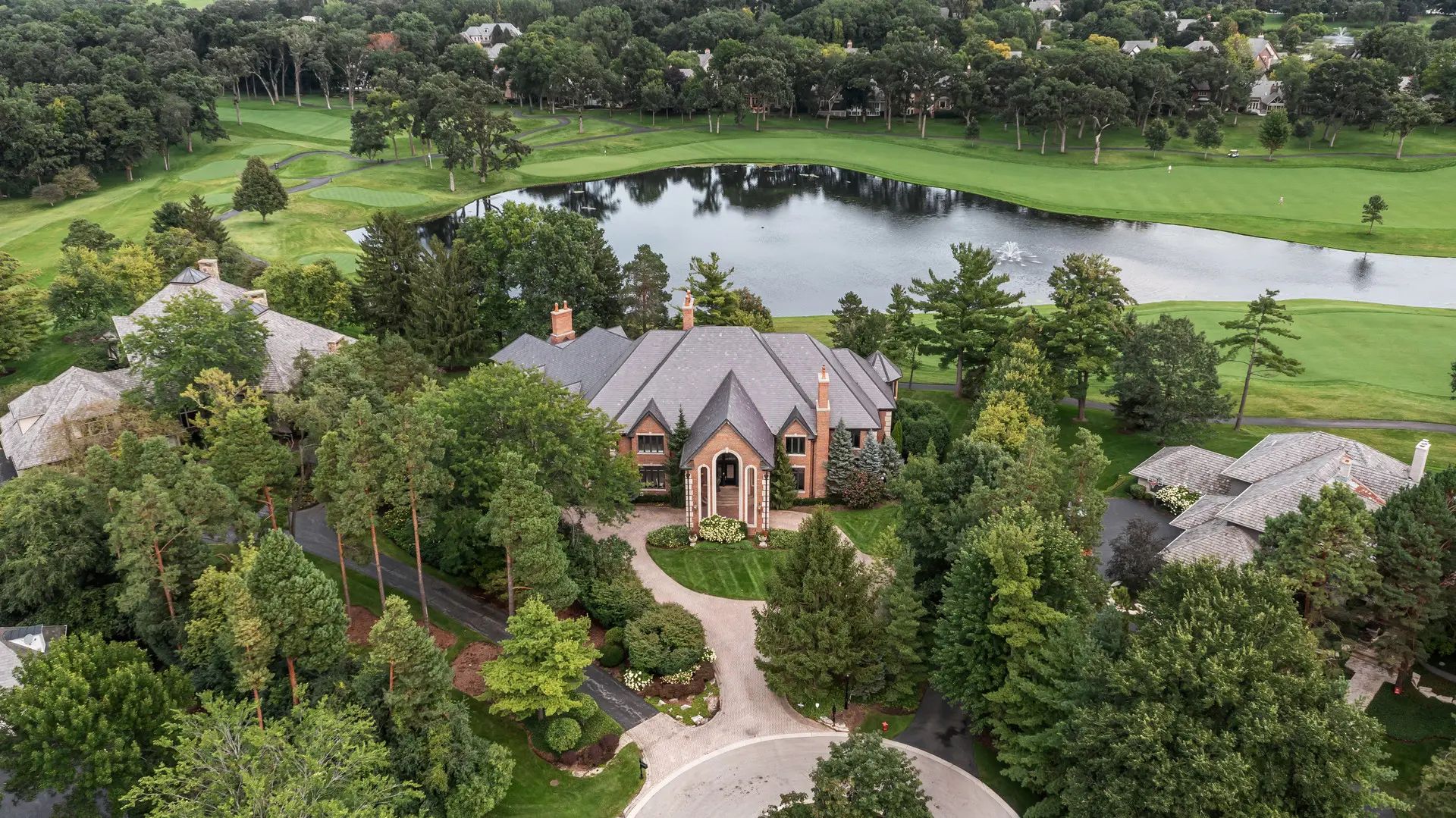Photo of Listing #12705515