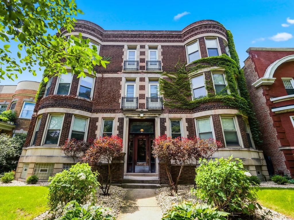 5412 S University Avenue 3s, Chicago