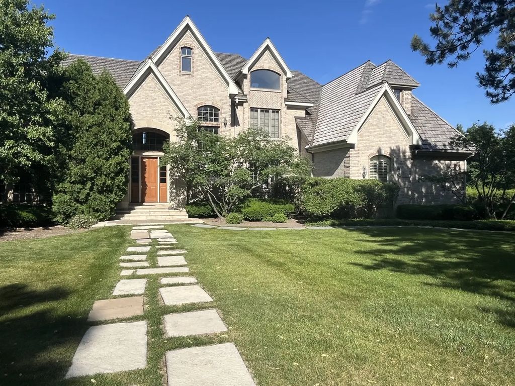 601 Ambriance Drive, Burr Ridge