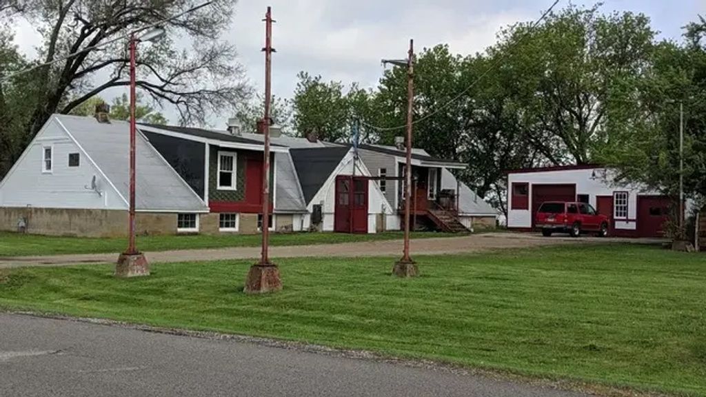 1519 S Il Route 31, McHenry