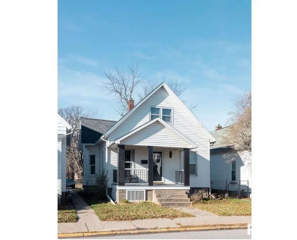 1326 38th Street 1, Rock Island
