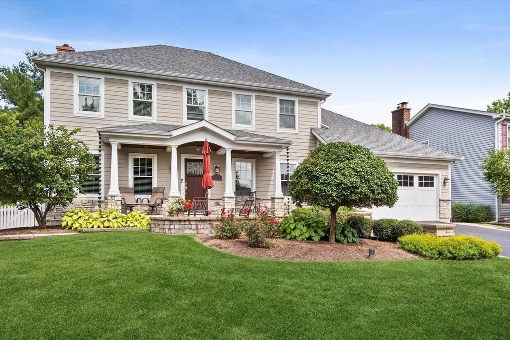 1137 Hyde Park Lane, Naperville
