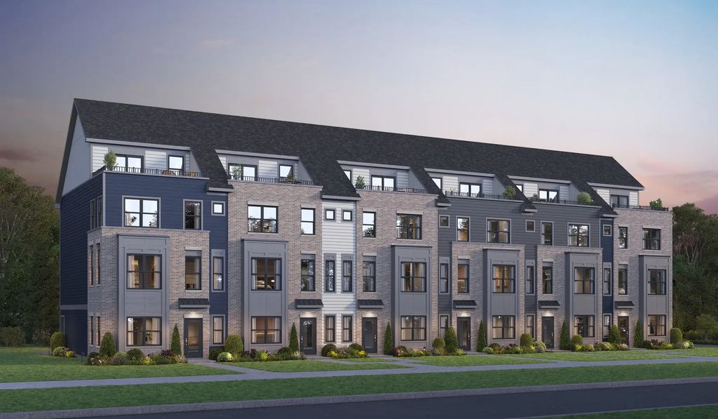 407 Yatra Avenue 4004, Naperville