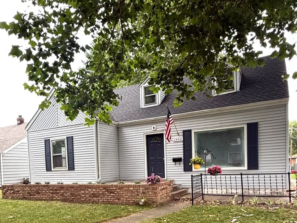 1460 S 6th Avenue, Kankakee