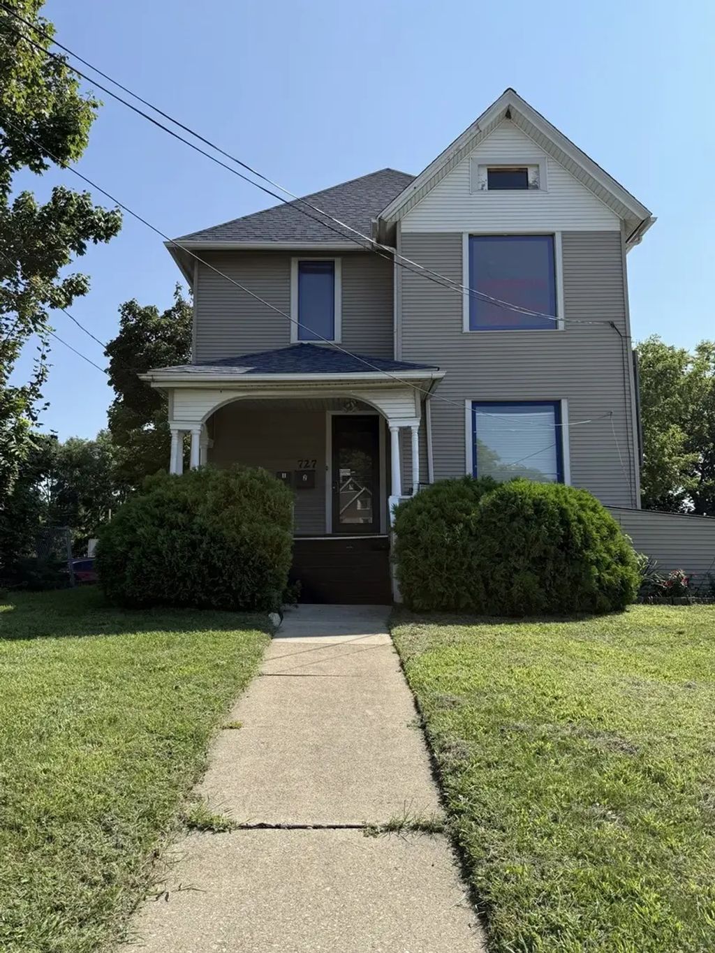 727 N. Lake St N Lake Street N, Aurora