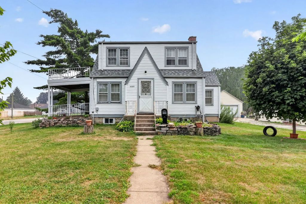 10305 Dickens Avenue, Melrose Park