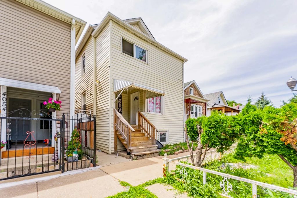 4052 S Campbell Avenue, Chicago